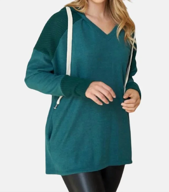 Two Tone Fuzzy Hoodie In Green