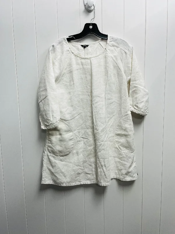 Tunic Long Sleeve By Clothes Mentor In White, Size: S