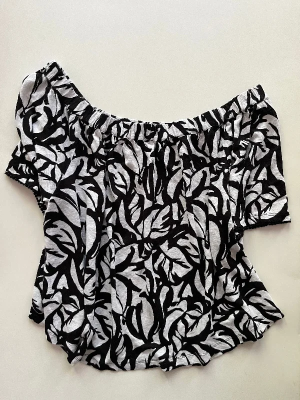 Top 3/4 Sleeve By Chicos In Black White, Size: L